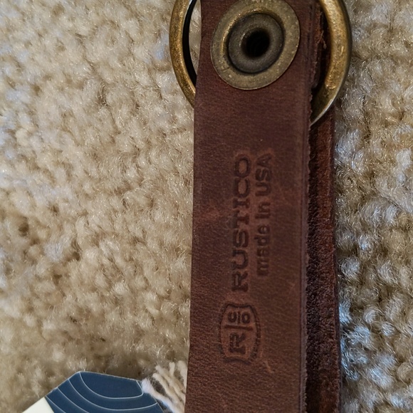 NWT Rustico Super Loop Keychain Genuine Brown Leather Brass Clip 5" Keyring - Picture 2 of 5